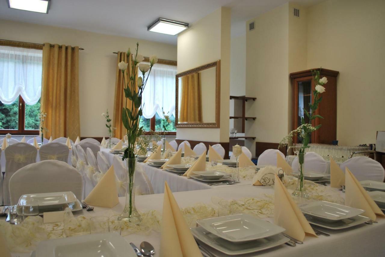 Osrodek Wypoczynkowy Sowa Hotel Lipniak ภายนอก รูปภาพ