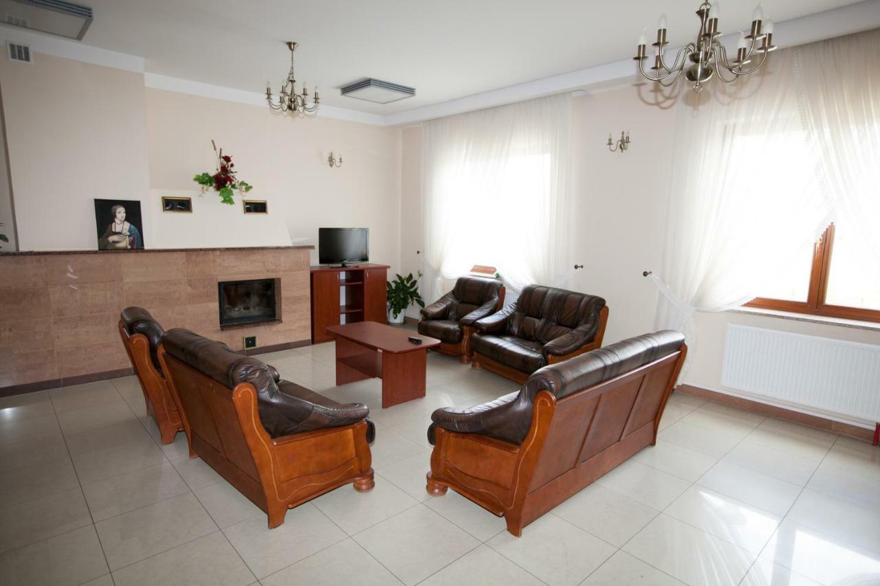 Osrodek Wypoczynkowy Sowa Hotel Lipniak ภายนอก รูปภาพ